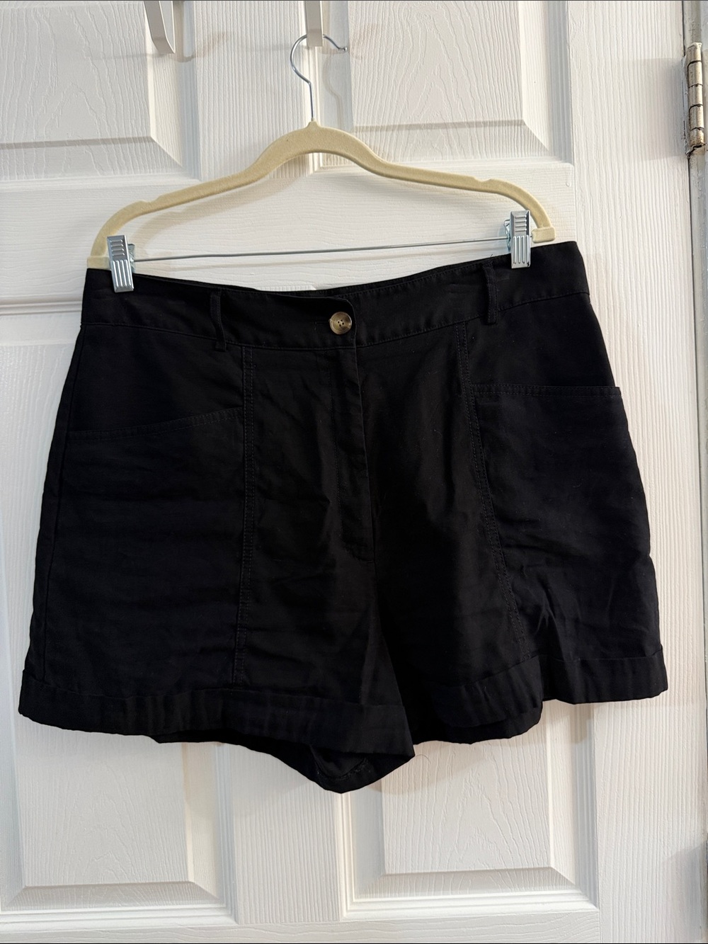 Worthington Black High-Rise Casual Shorts